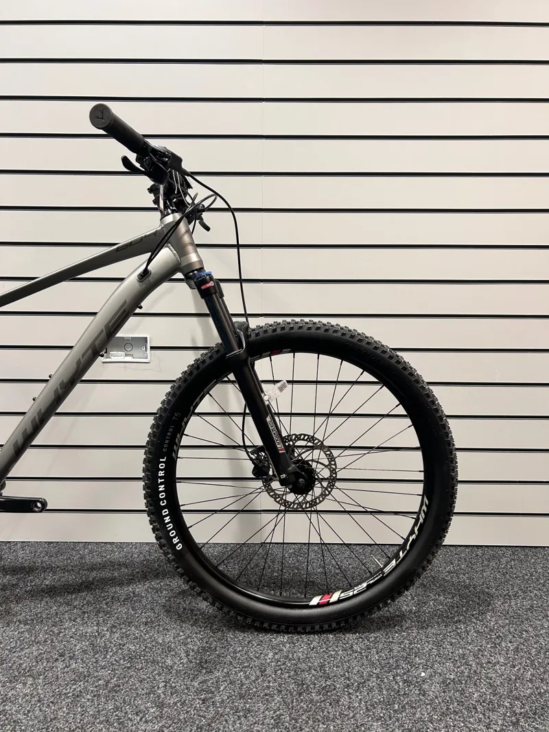 2nd Hand Whyte 604 V2 Mountain Bike Large 2021 Grey-5